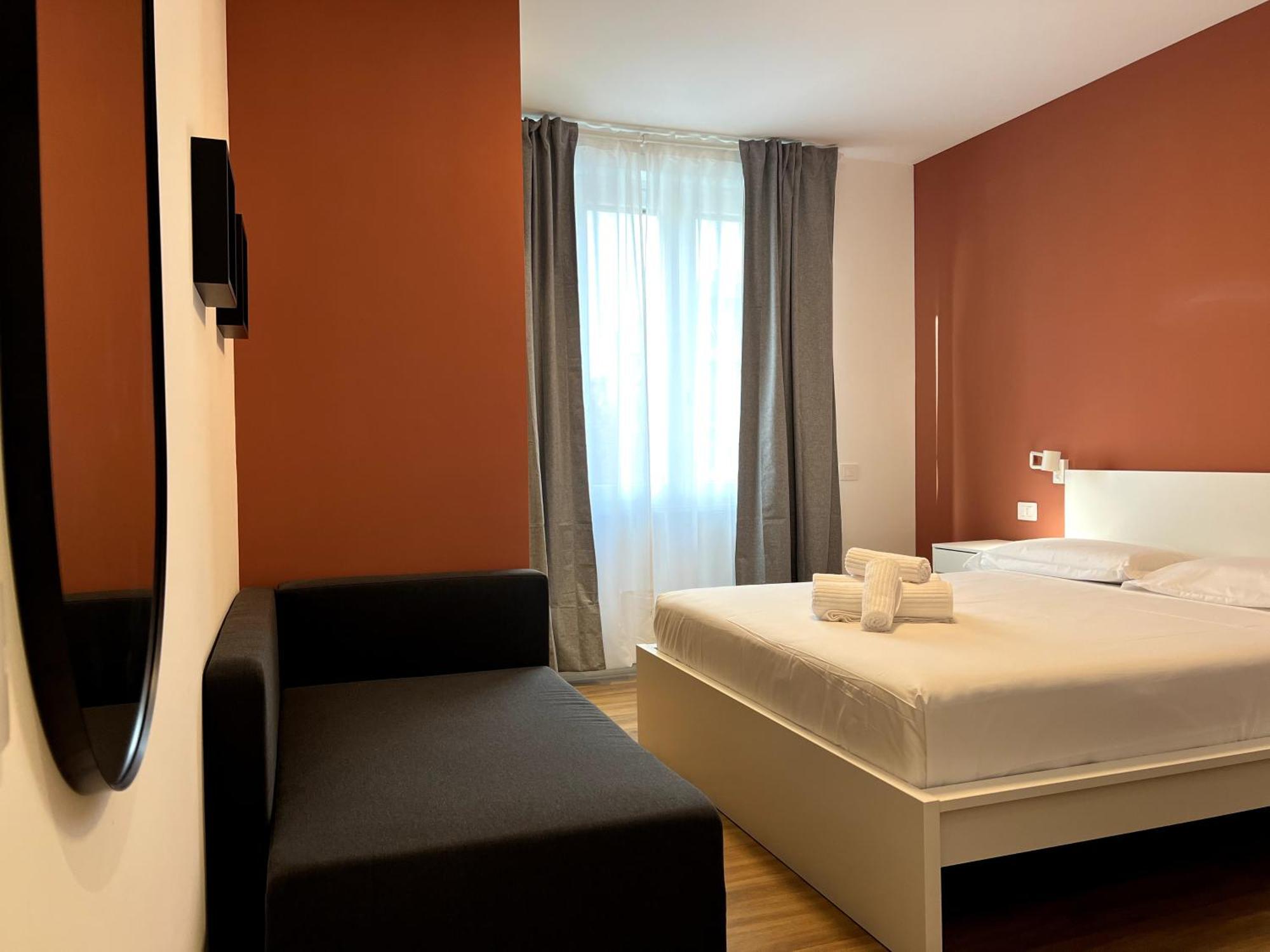 Near Vatican, Irnerio 47 Guest House Рим Экстерьер фото